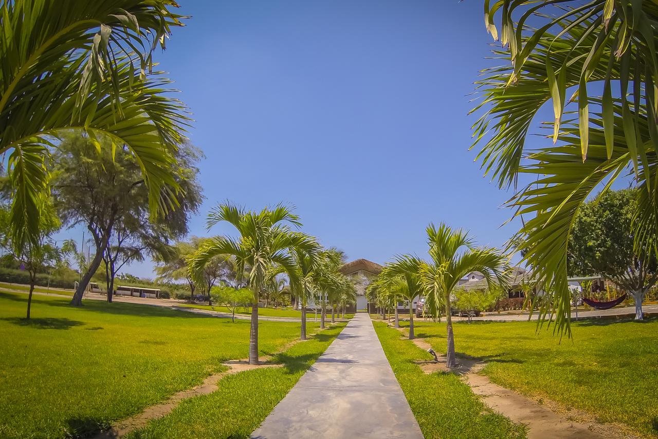 La Choza Bungalows Tambo Grande Exterior photo