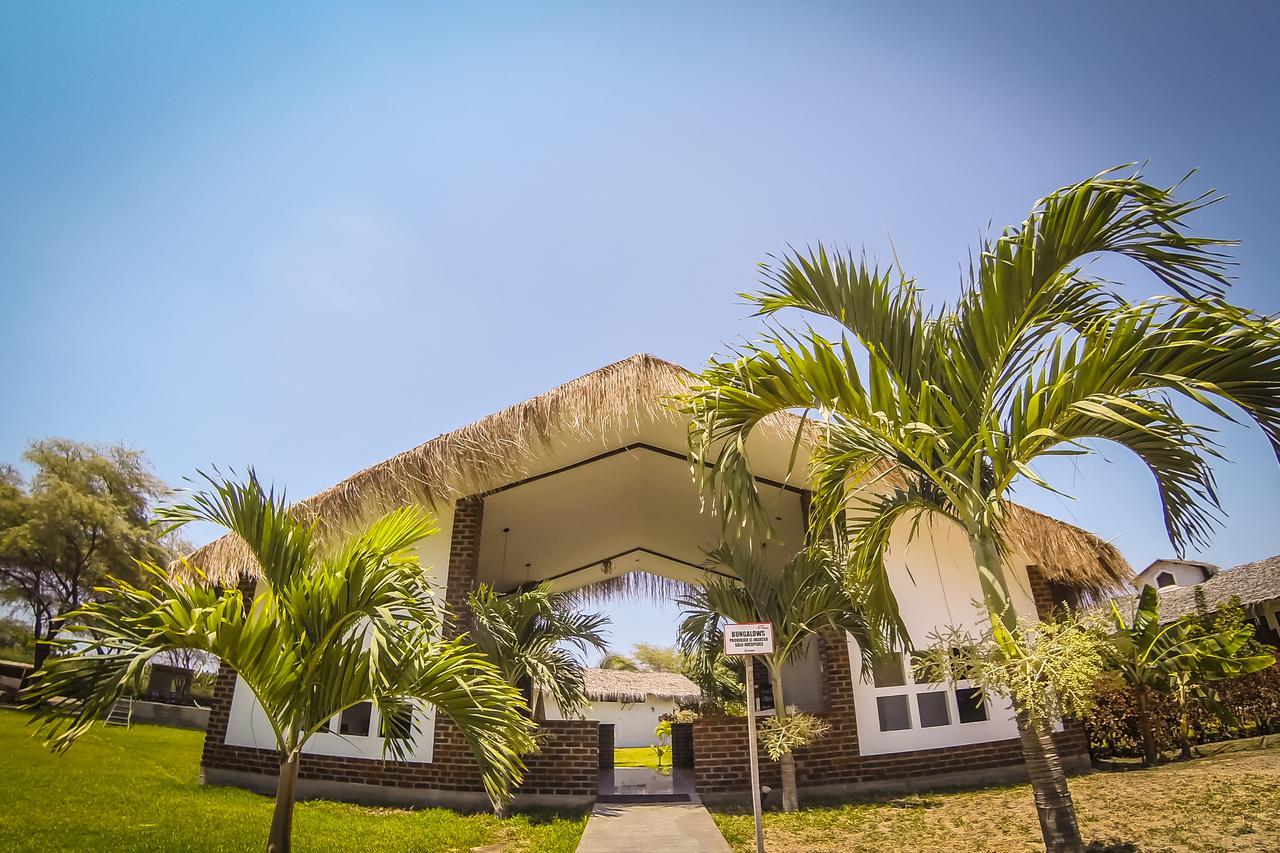 La Choza Bungalows Tambo Grande Exterior photo