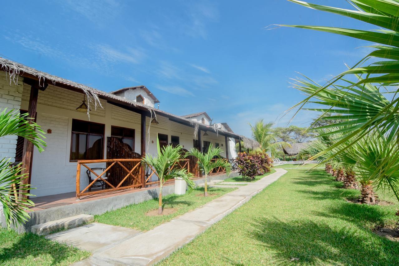 La Choza Bungalows Tambo Grande Exterior photo